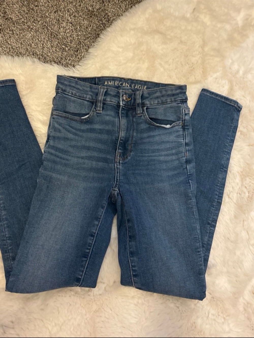 American Eagle Outfitters High-Rise Skinny Jeans in Medium Blue Wash